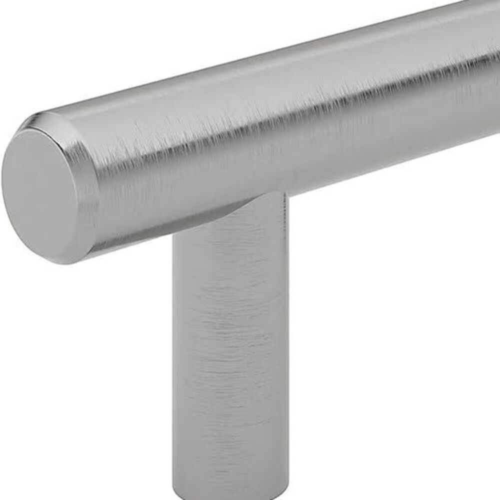 RICHELIEU 3-3/4 INCH BRUSHED NICKEL MODORN CABINET BAR PULL HANDLES